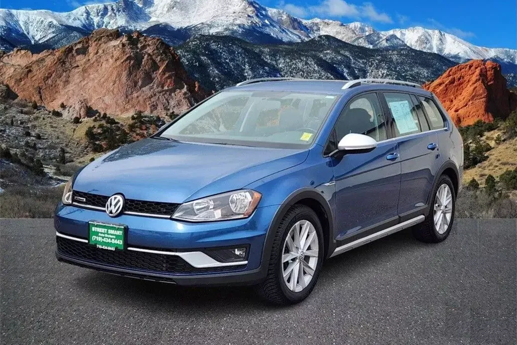 2017 Volkswagen Golf Alltrack TSI S 4Motion photo 1