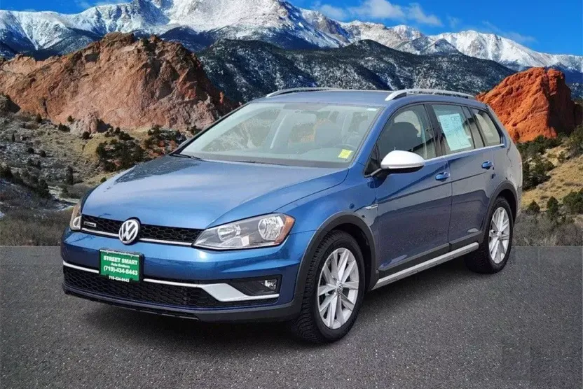 2017 Volkswagen Golf Alltrack TSI S 4Motion photo 1