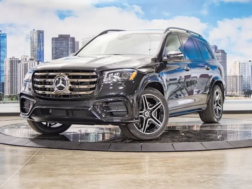2025 Mercedes Benz GLS 450 4MATIC photo 1