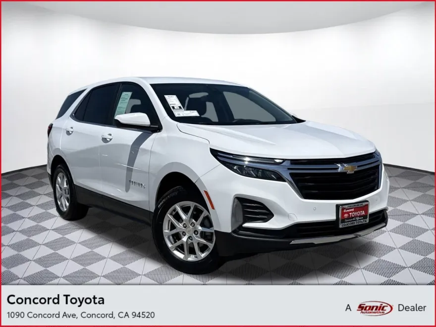 2024 Chevrolet Equinox LT photo 1