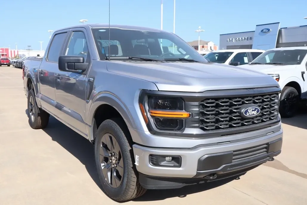 2025 Ford F-150 STX photo 1