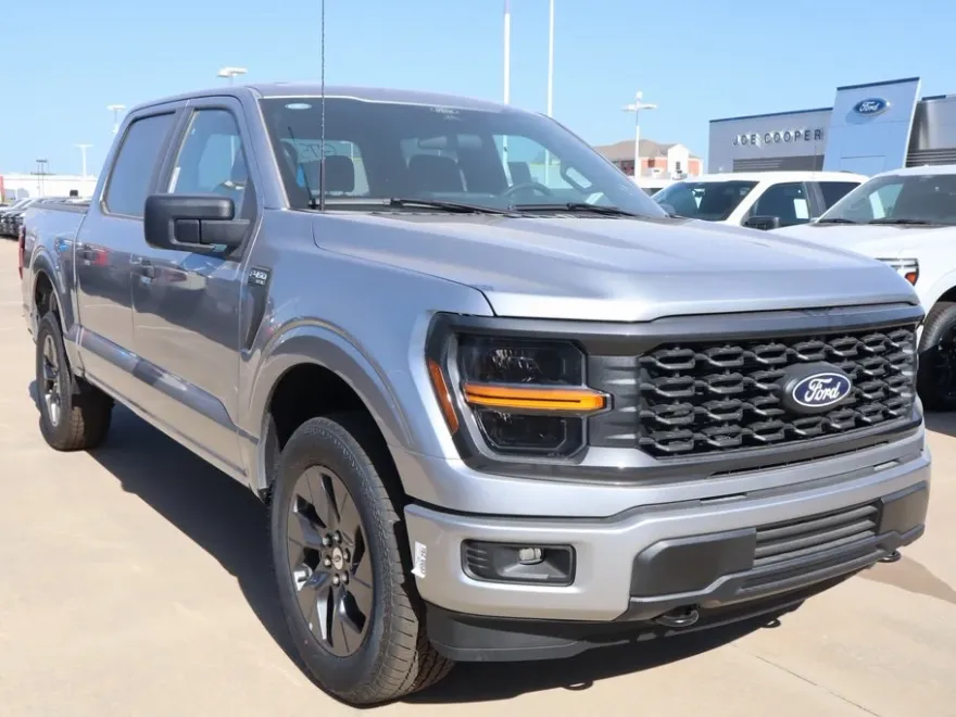 2025 Ford F-150 STX photo 1