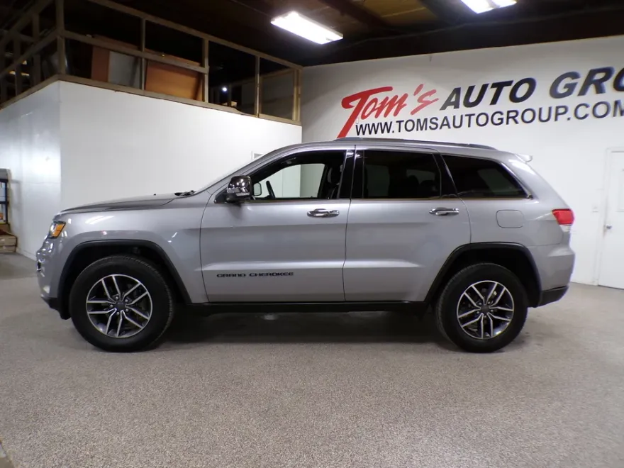 2019 Jeep Grand Cherokee Limited photo 1