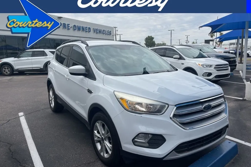 2018 Ford Escape SE photo 1
