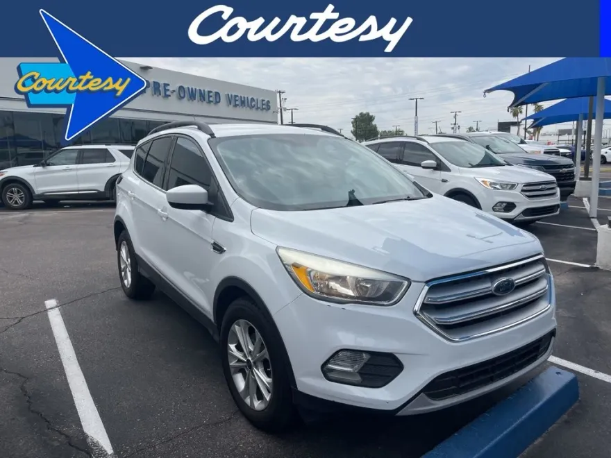 2018 Ford Escape SE photo 1