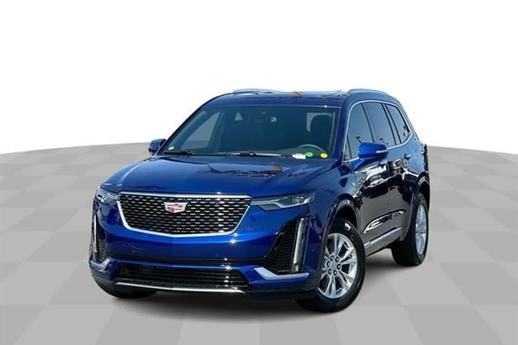 2025 Cadillac XT6 Luxury photo 1