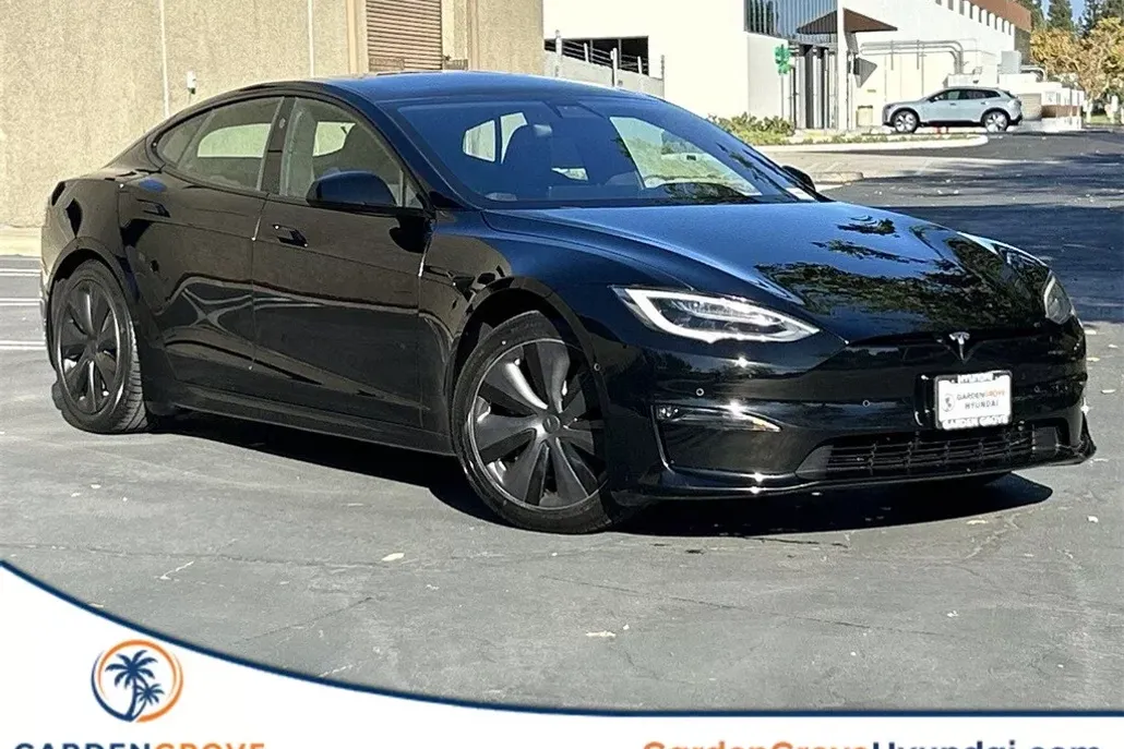 2021 Tesla Model S Long Range photo 1