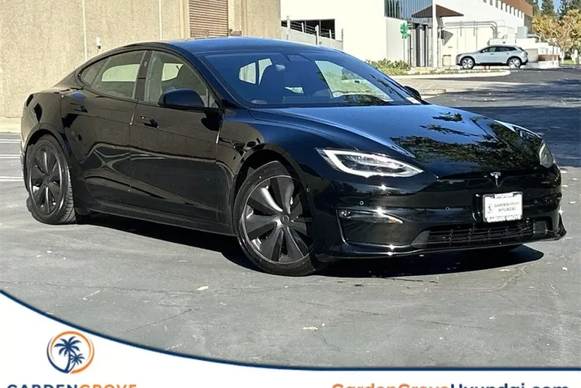 2021 Tesla Model S Long Range photo 1
