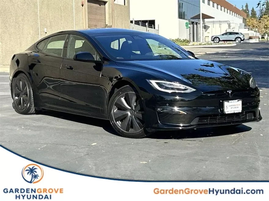 2021 Tesla Model S Long Range photo 1