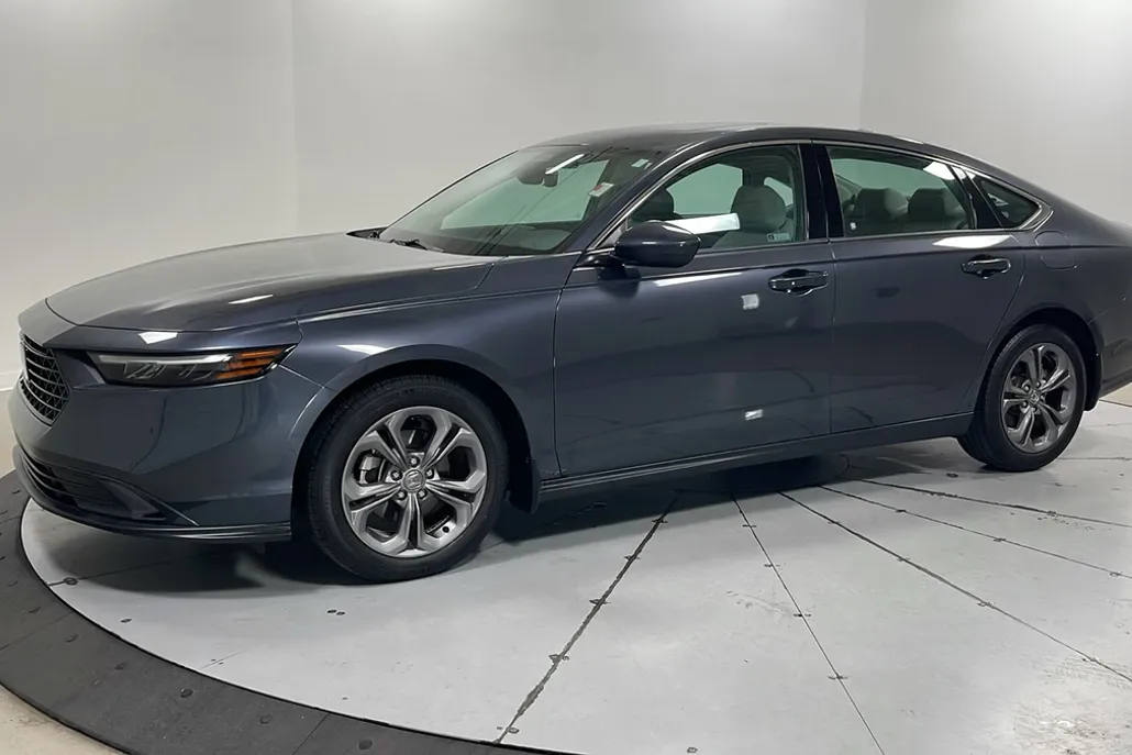 2023 Honda Accord EX photo 1