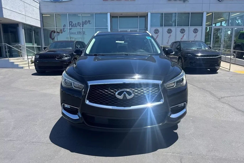 2019 Infiniti QX60 Luxe photo 1