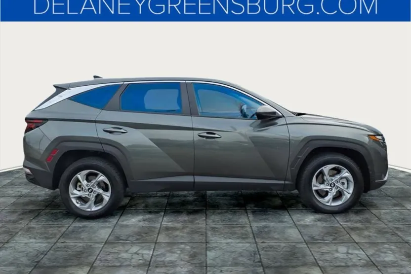 2023 Hyundai Tucson SE photo 1