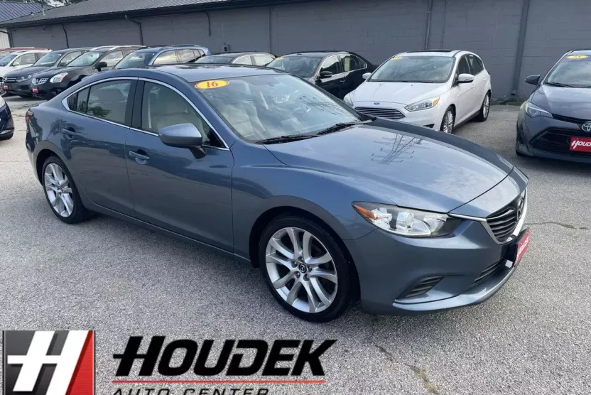 2016 Mazda Mazda6 Touring photo 1