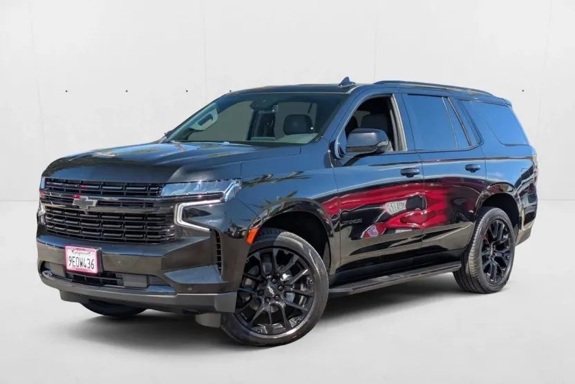 2023 Chevrolet Tahoe RST photo 1