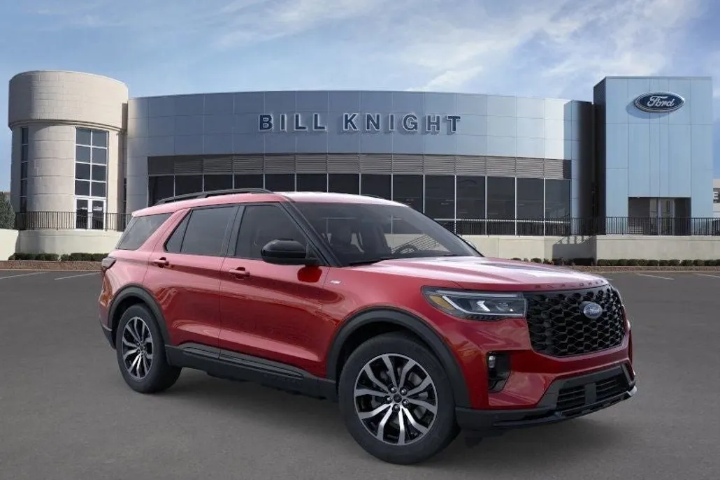 2025 Ford Explorer ST-Line photo 1