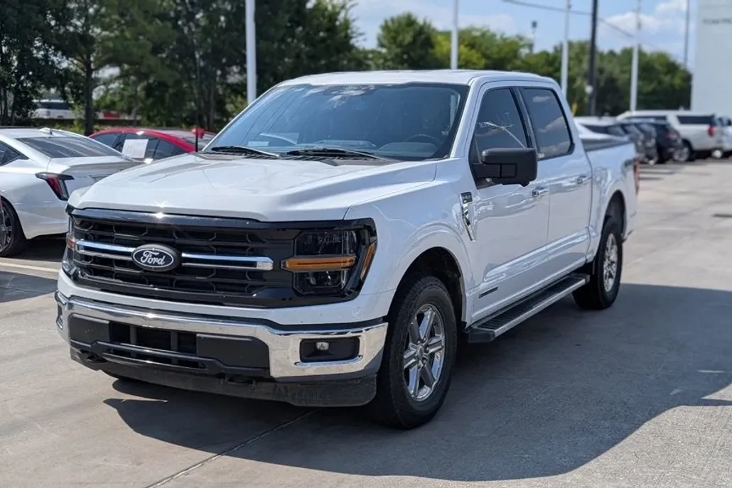 2024 Ford F-150 XLT photo 1