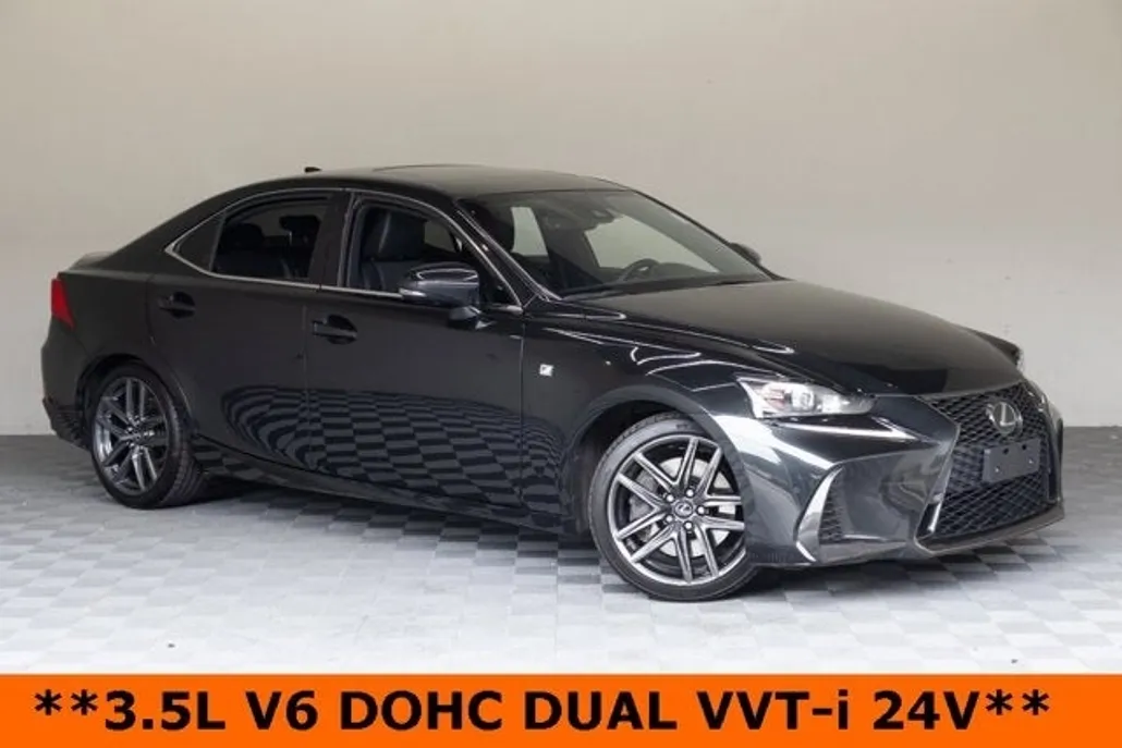 2018 Lexus IS 350 photo 1