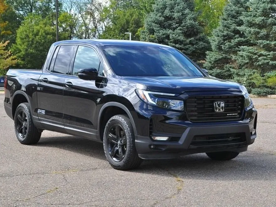 2022 Honda Ridgeline Black Edition photo 1