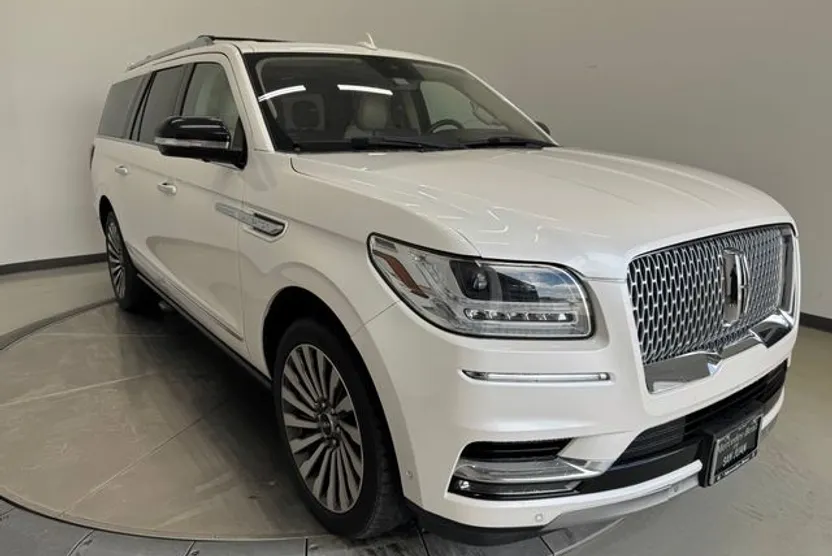 2019 Lincoln Navigator L Reserve photo 1