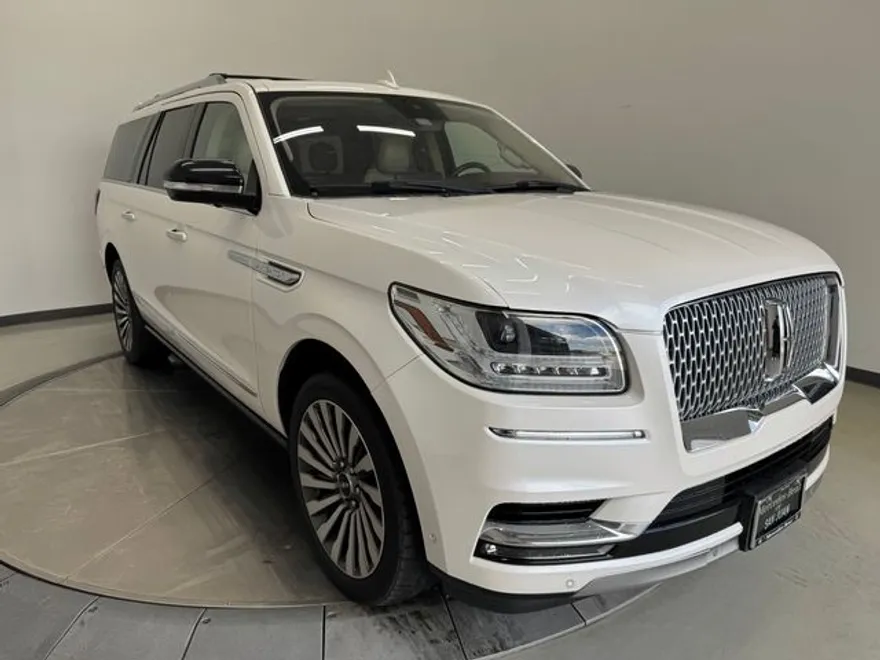 2019 Lincoln Navigator L Reserve photo 1