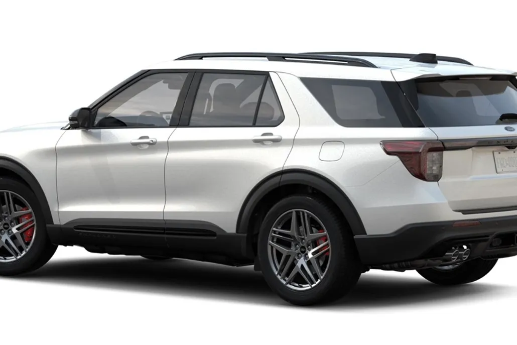 2025 Ford Explorer ST photo 1
