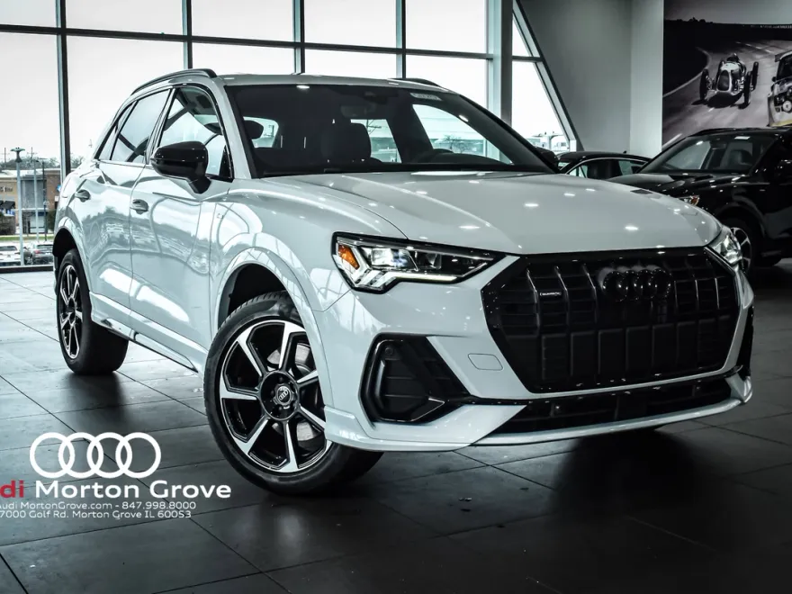 2025 Audi Q3 S line Premium Plus photo 1