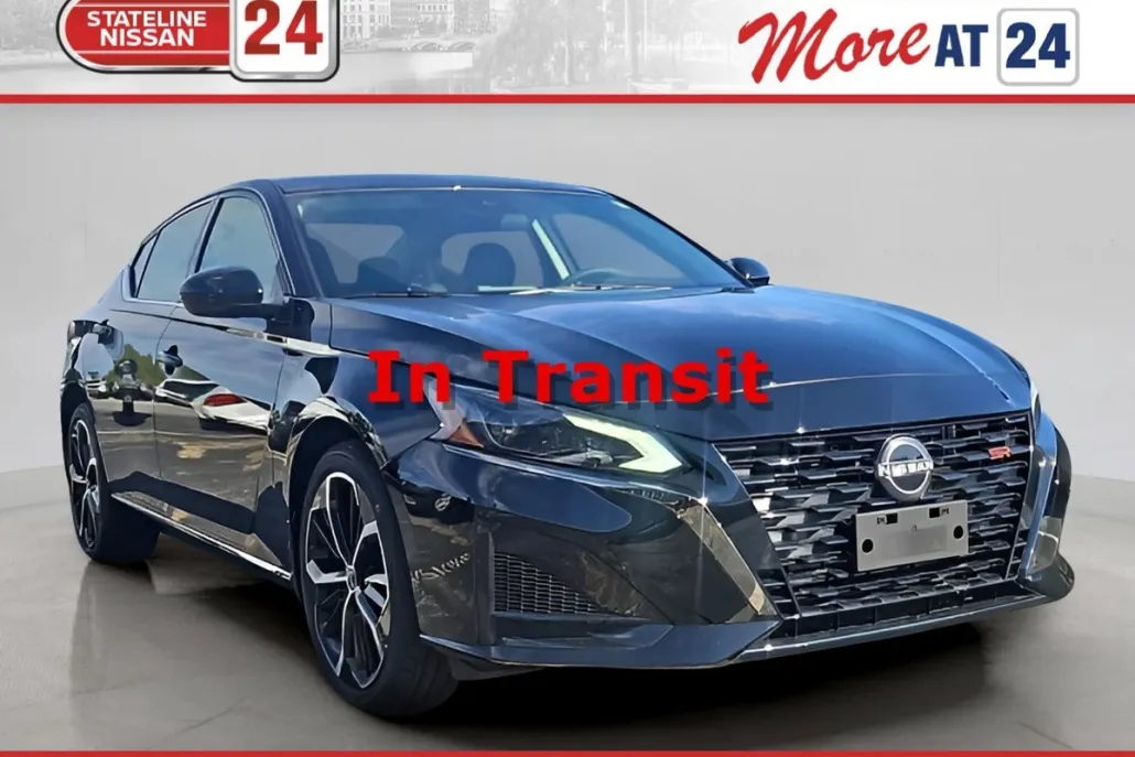 2025 Nissan Altima SR photo 1