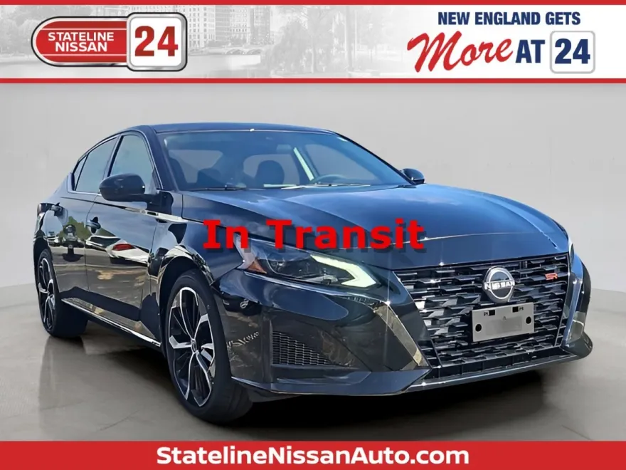 2025 Nissan Altima SR photo 1