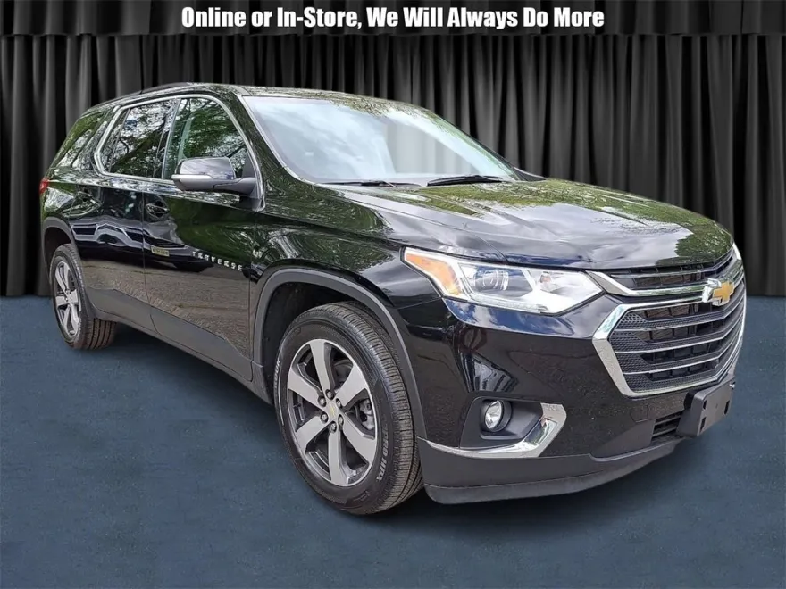 2021 Chevrolet Traverse Leather photo 1