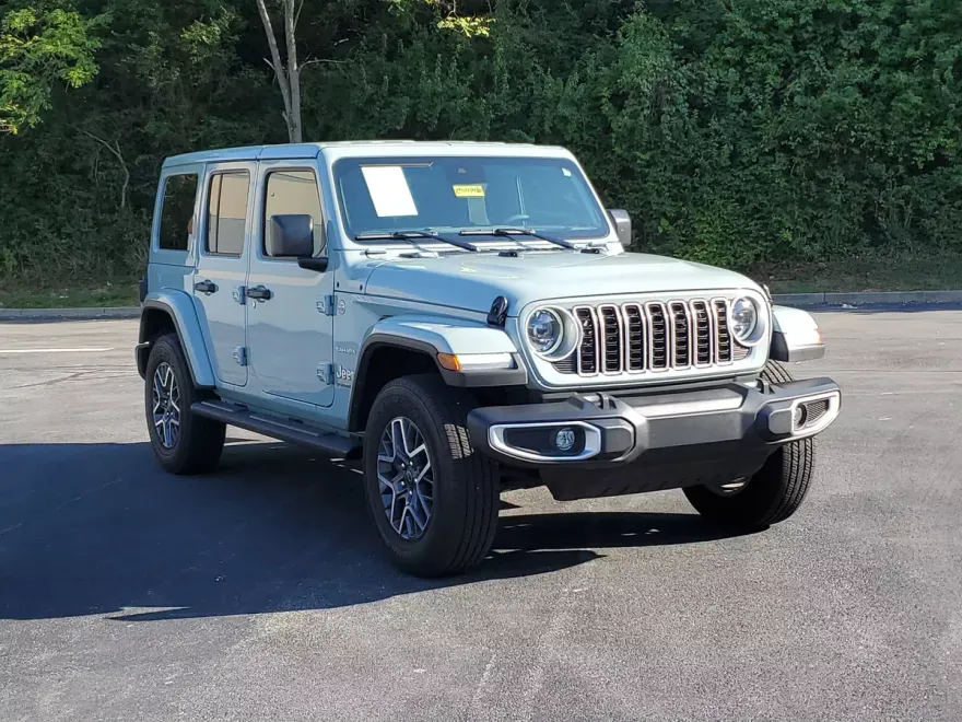 2024 Jeep Wrangler Sahara photo 1