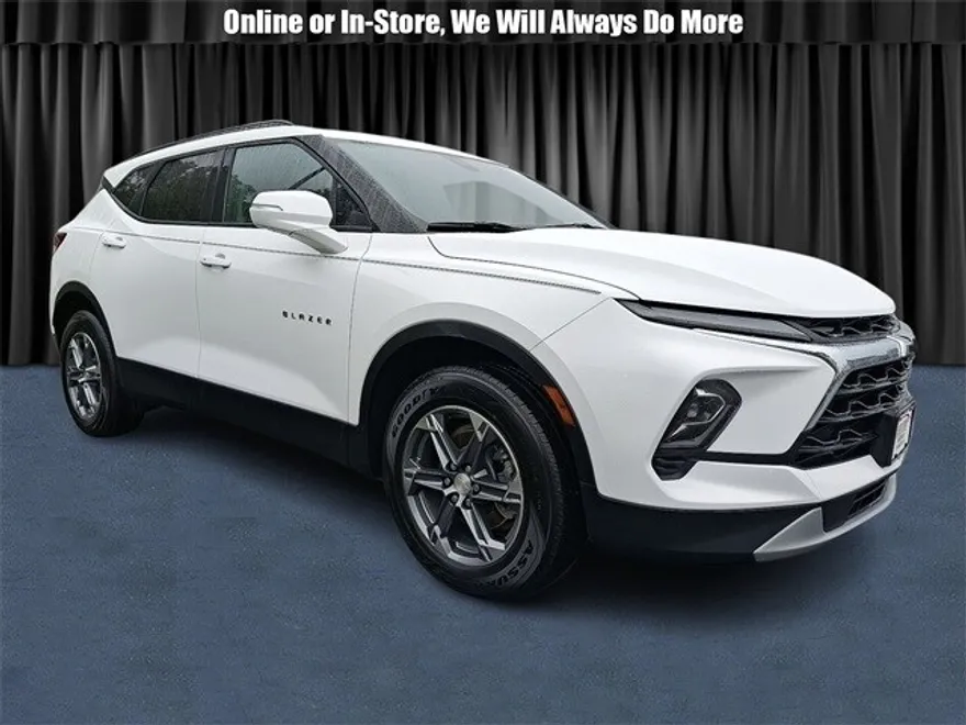 2023 Chevrolet Blazer 3LT photo 1