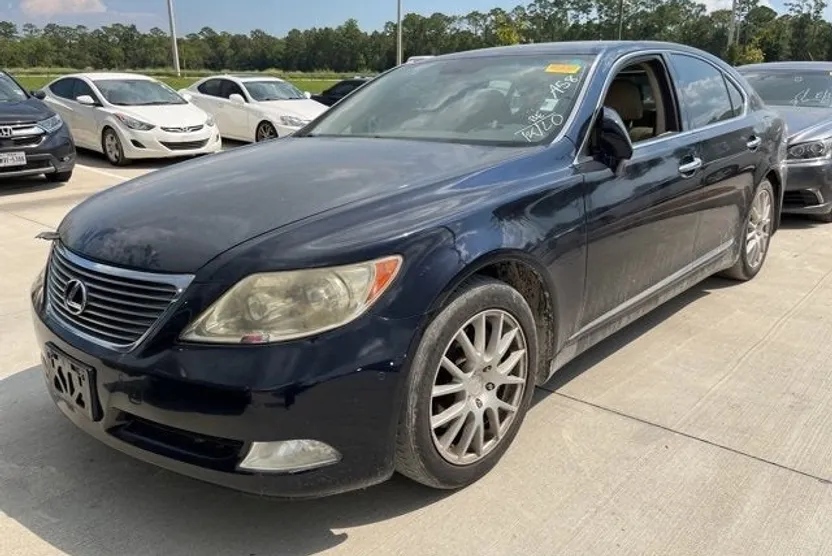 2007 Lexus LS 460 photo 1