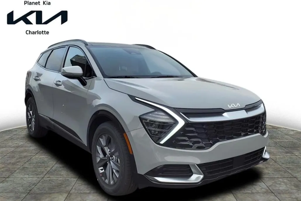 2025 Kia Sportage SX photo 1
