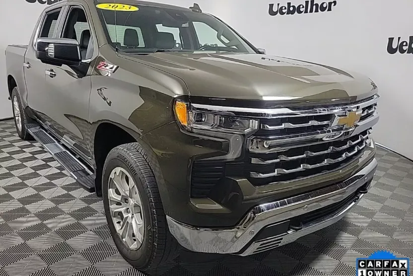2023 Chevrolet Silverado 1500 LTZ photo 1
