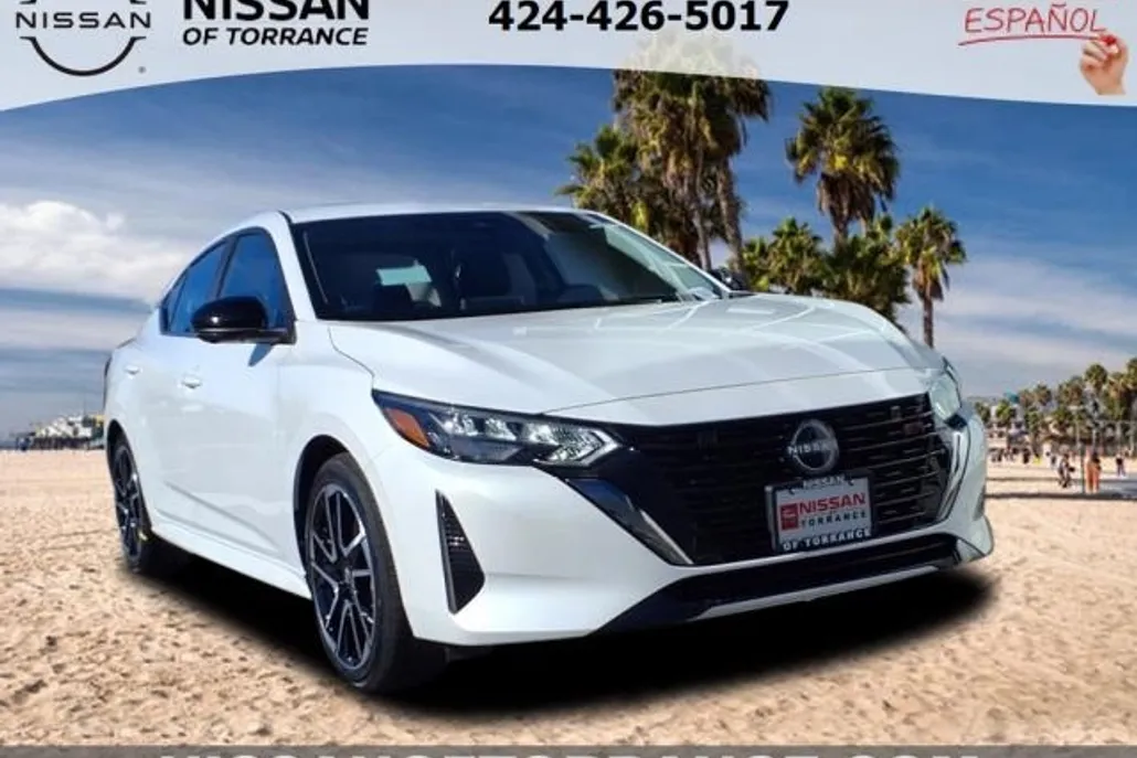 2025 Nissan Sentra SR photo 1