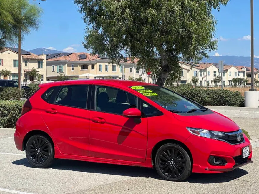 2020 Honda Fit Sport photo 1