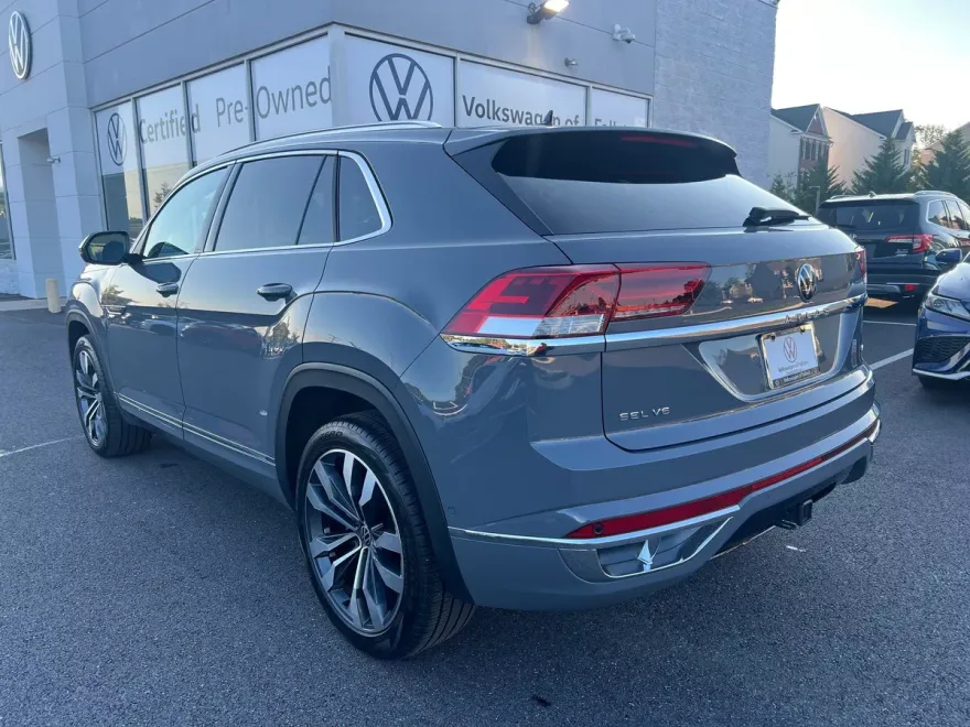 2023 Volkswagen Atlas Cross Sport V6 SEL Premium R-Line photo 1