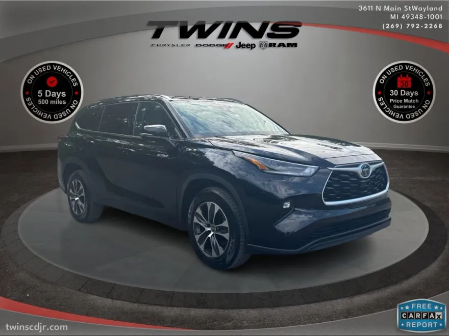 2021 Toyota Highlander Hybrid XLE photo 1