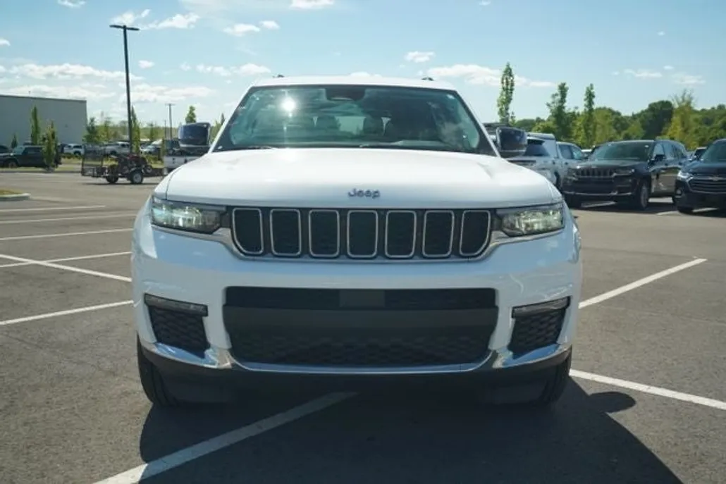 2021 Jeep Grand Cherokee Limited photo 1