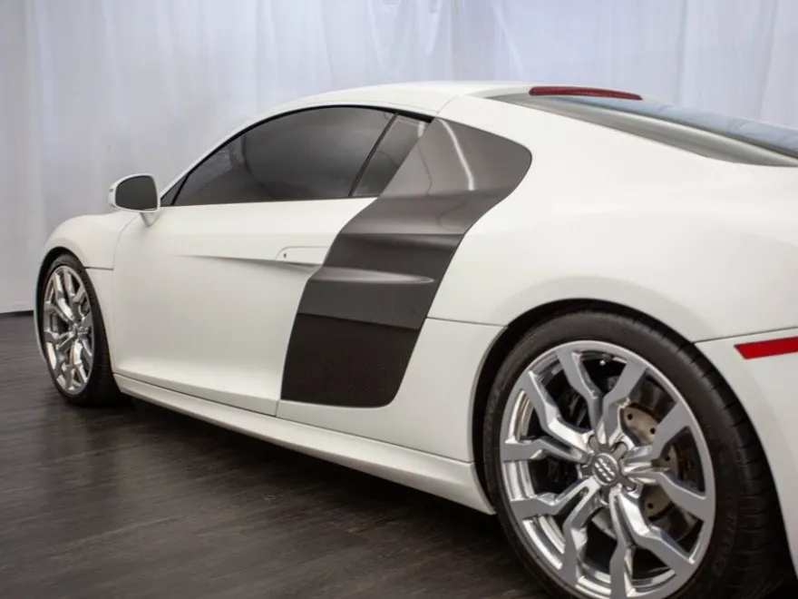 2011 Audi R8 5.2 photo 27