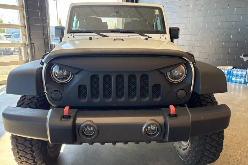 2016 Jeep Wrangler Sport photo 1