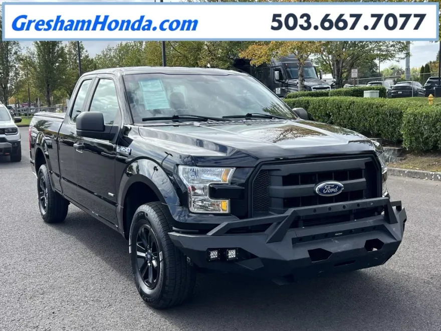 2017 Ford F-150 XL photo 1