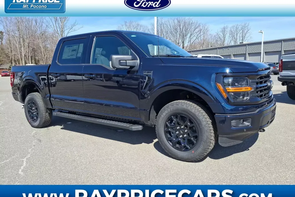 2025 Ford F-150 XLT photo 1
