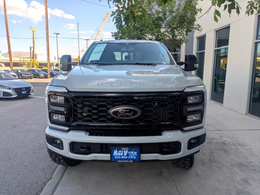 2025 Ford F-350 XL photo 1