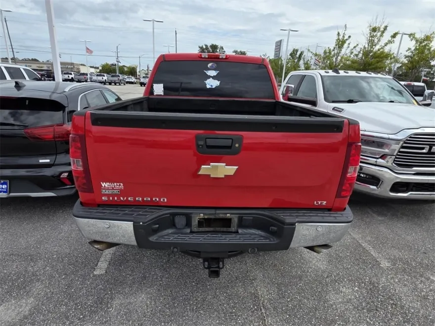 2011 Chevrolet Silverado 1500 LTZ photo 1