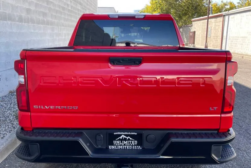 2022 Chevrolet Silverado 1500 LT Trail Boss photo 1