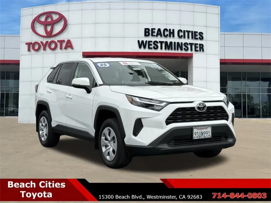 2025 Toyota RAV4 LE photo 1