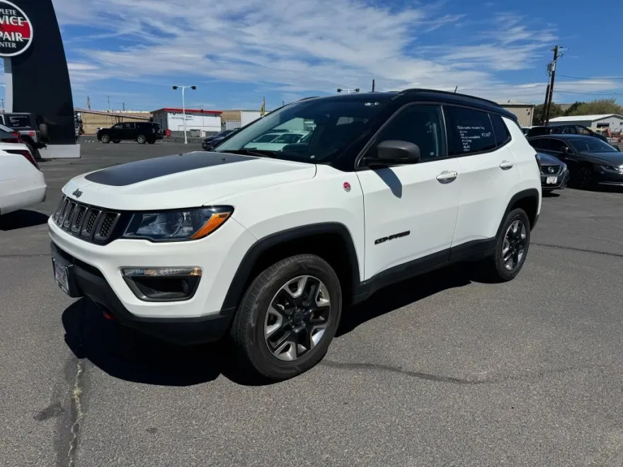 2018 Jeep Compass Trailhawk Sport photo 1