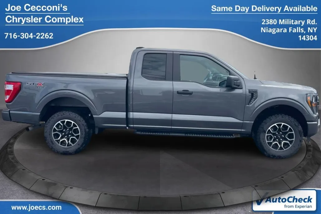 2023 Ford F-150 XL photo 1