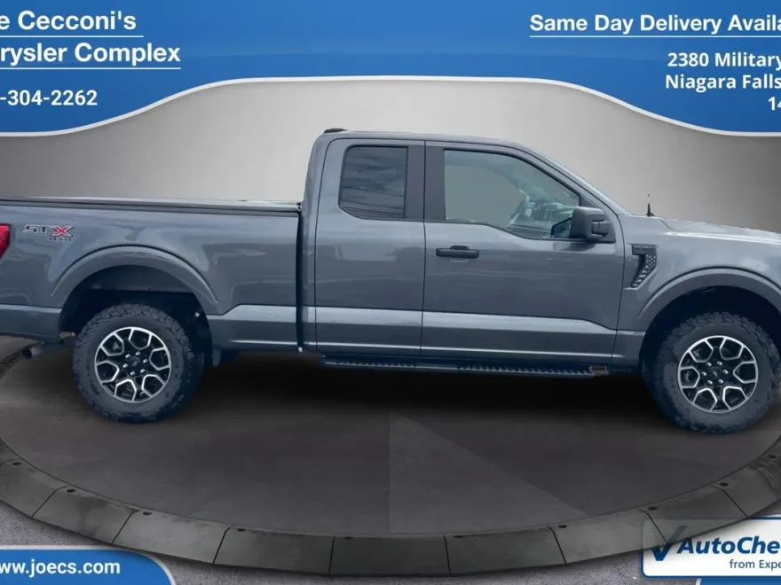 2023 Ford F-150 XL photo 1